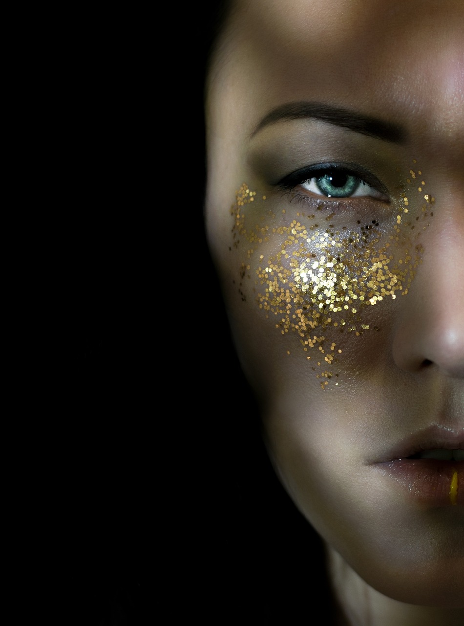 恶之花最新拍摄花絮揭秘,瞬间魅力下的神秘面纱