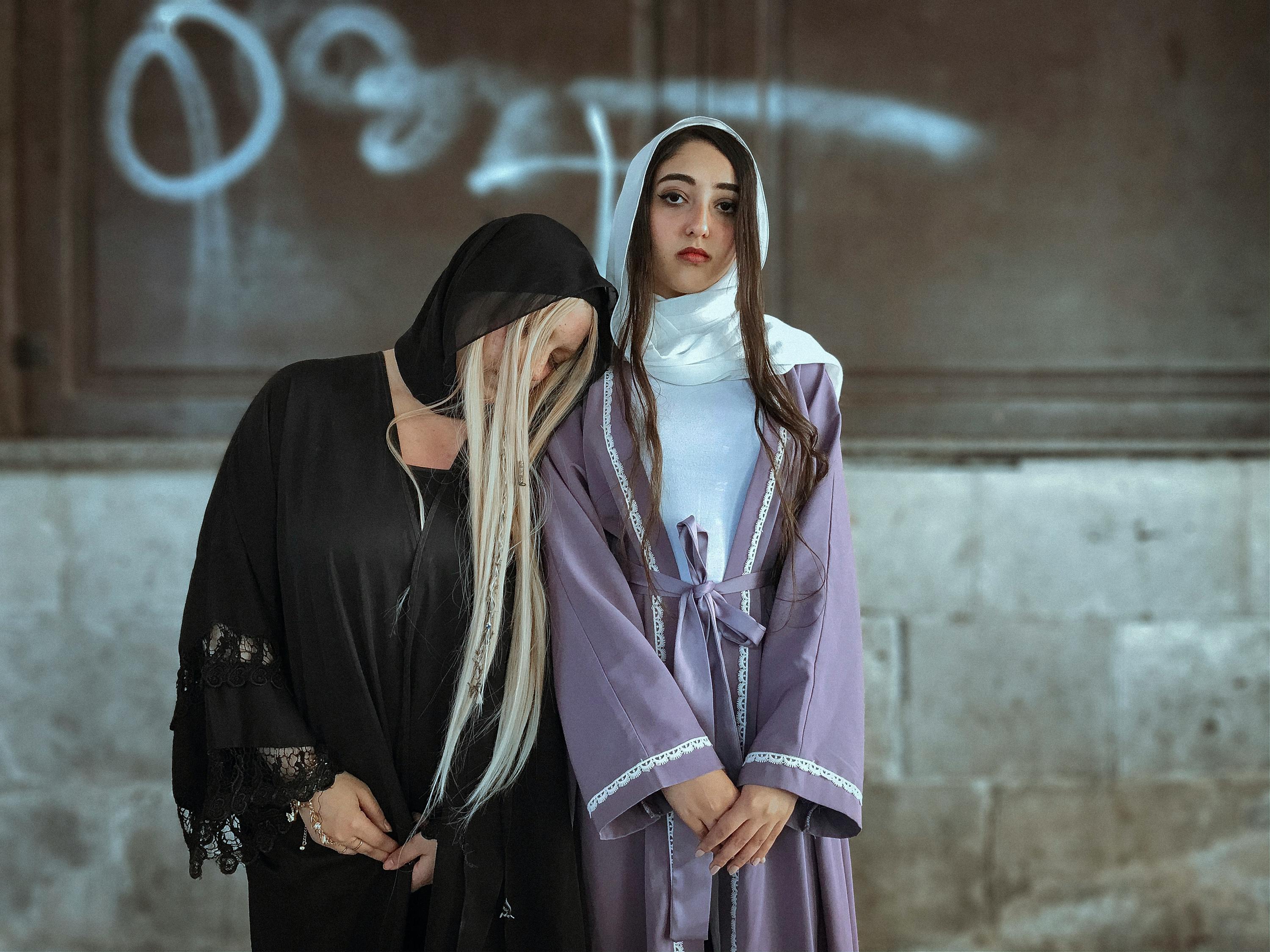 恶之花最新拍摄花絮揭秘,瞬间魅力下的神秘面纱