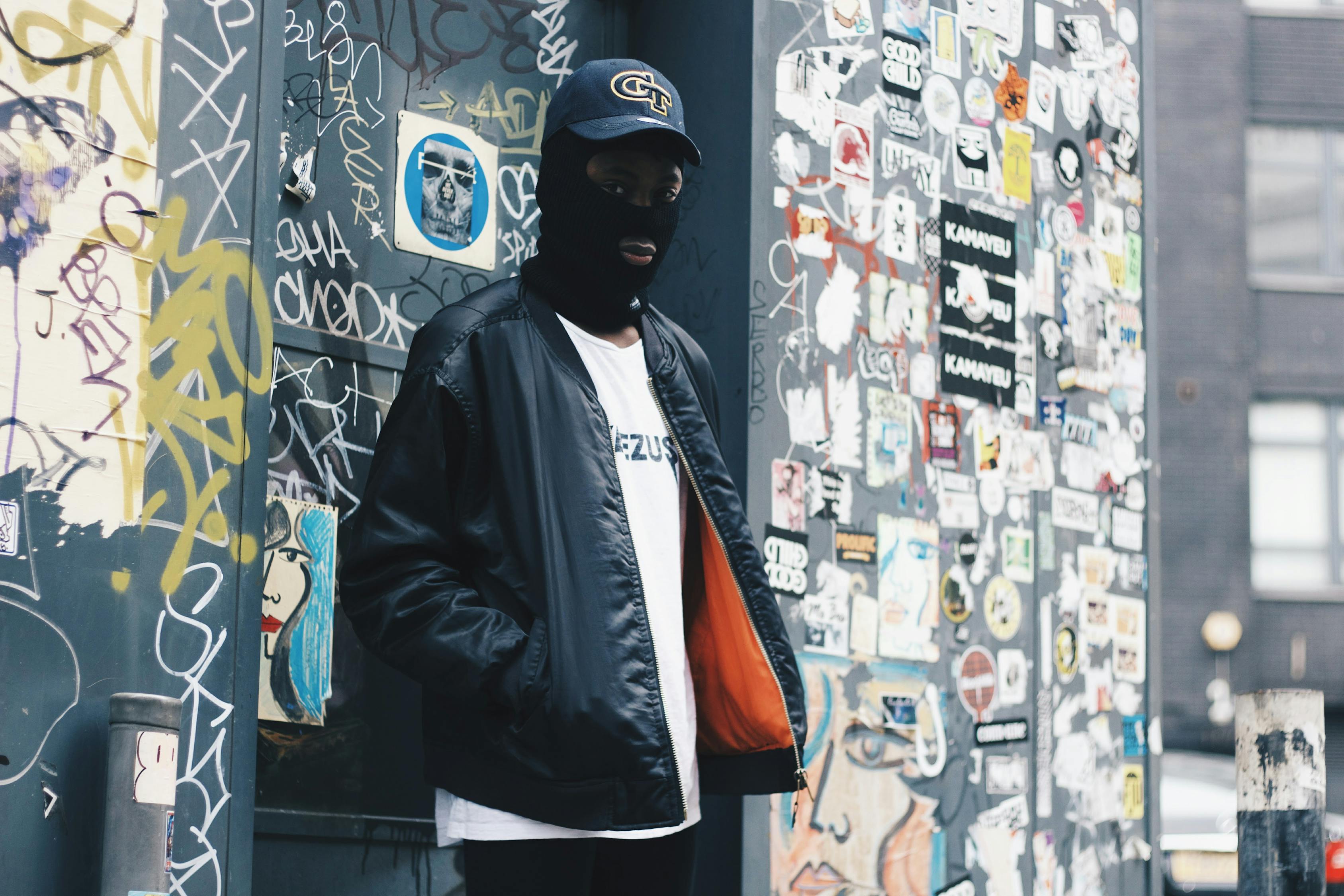 关于最新日韩束缚的时尚潮流与文化影响探讨(非涉黄内容)