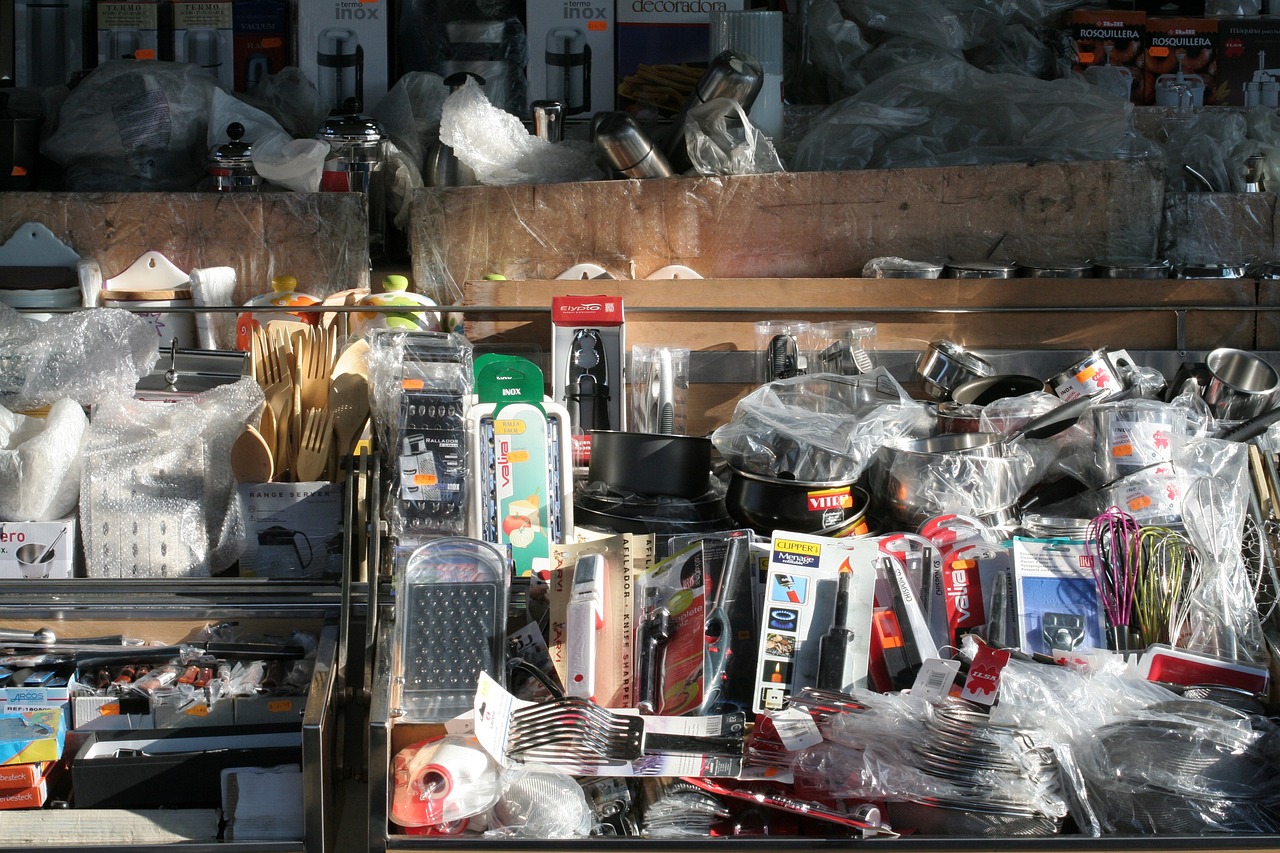 探索艺术品与收藏品交易新纪元,最新拍卖场概览