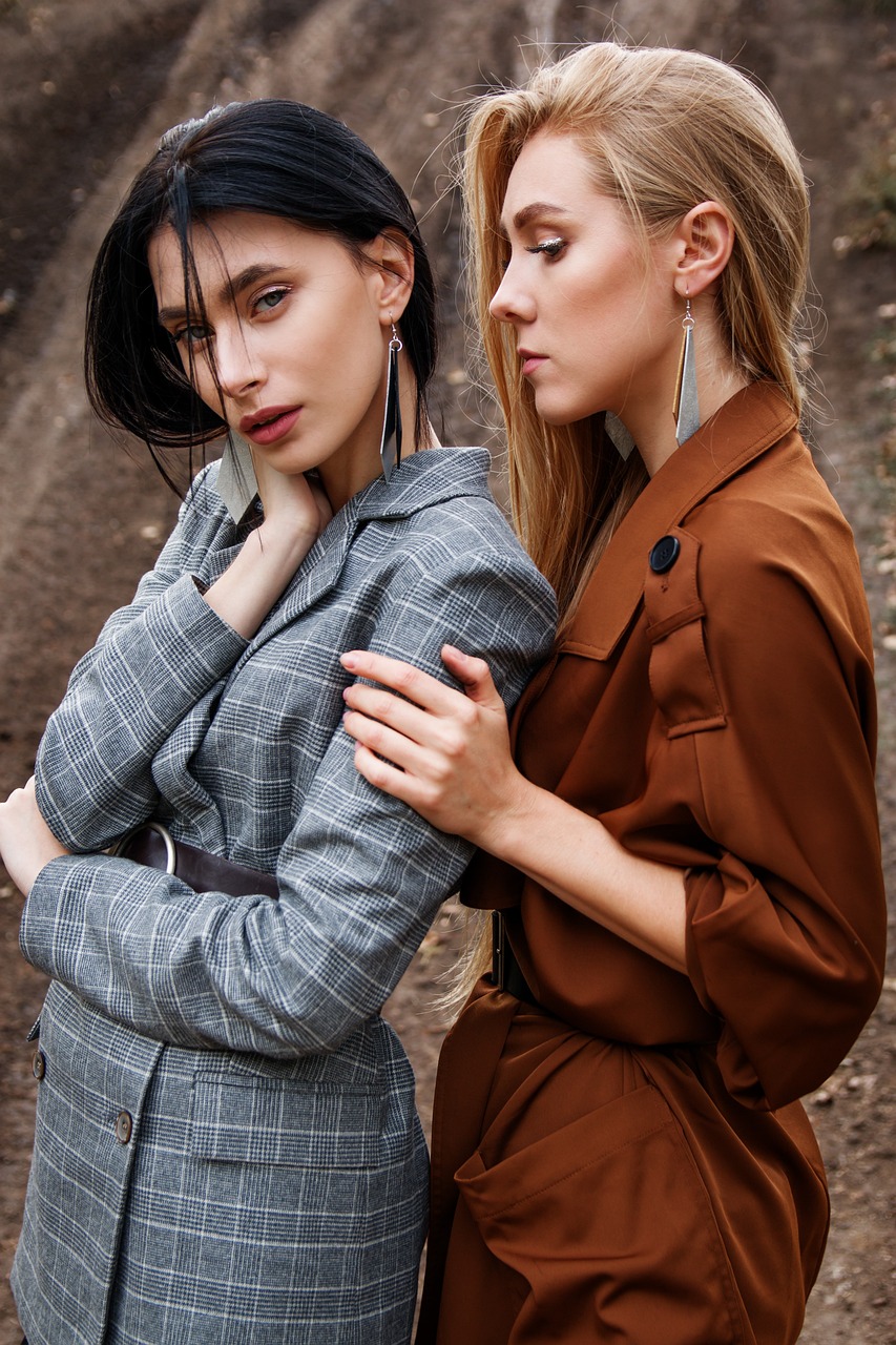 探索最新草裙时尚网站,引领潮流前沿的时尚起点