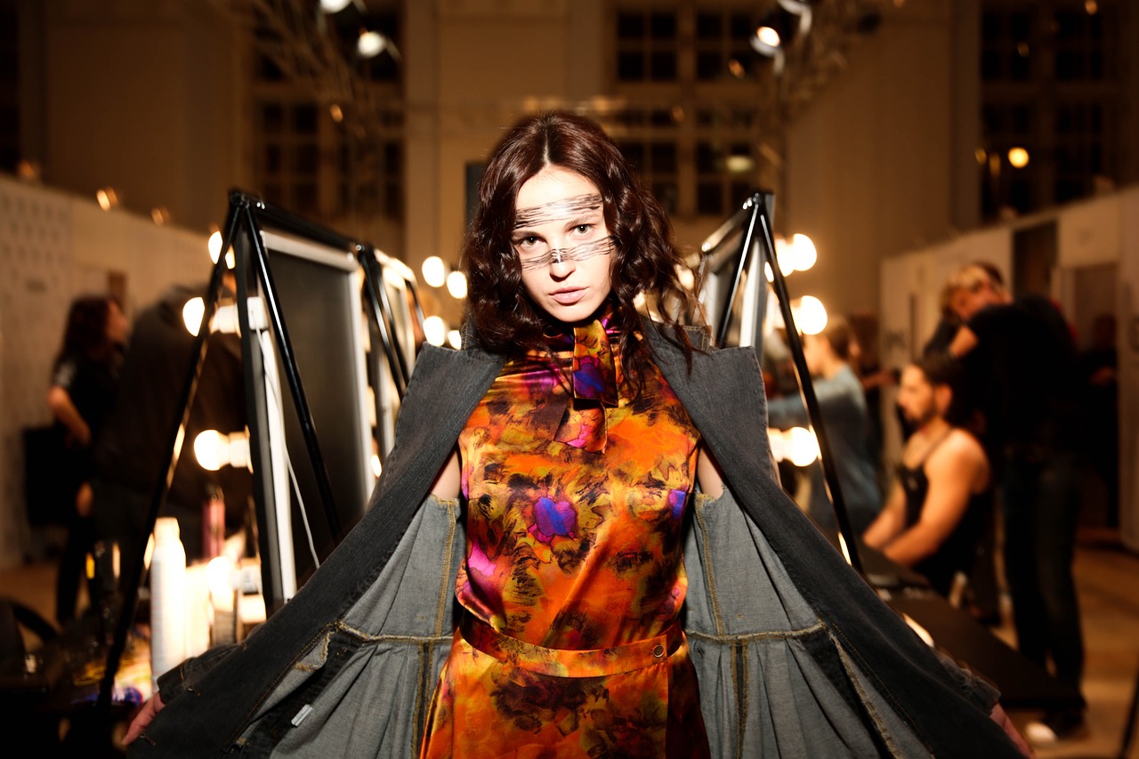 最新约会妆,时尚魅力与自信展现的闪耀瞬间