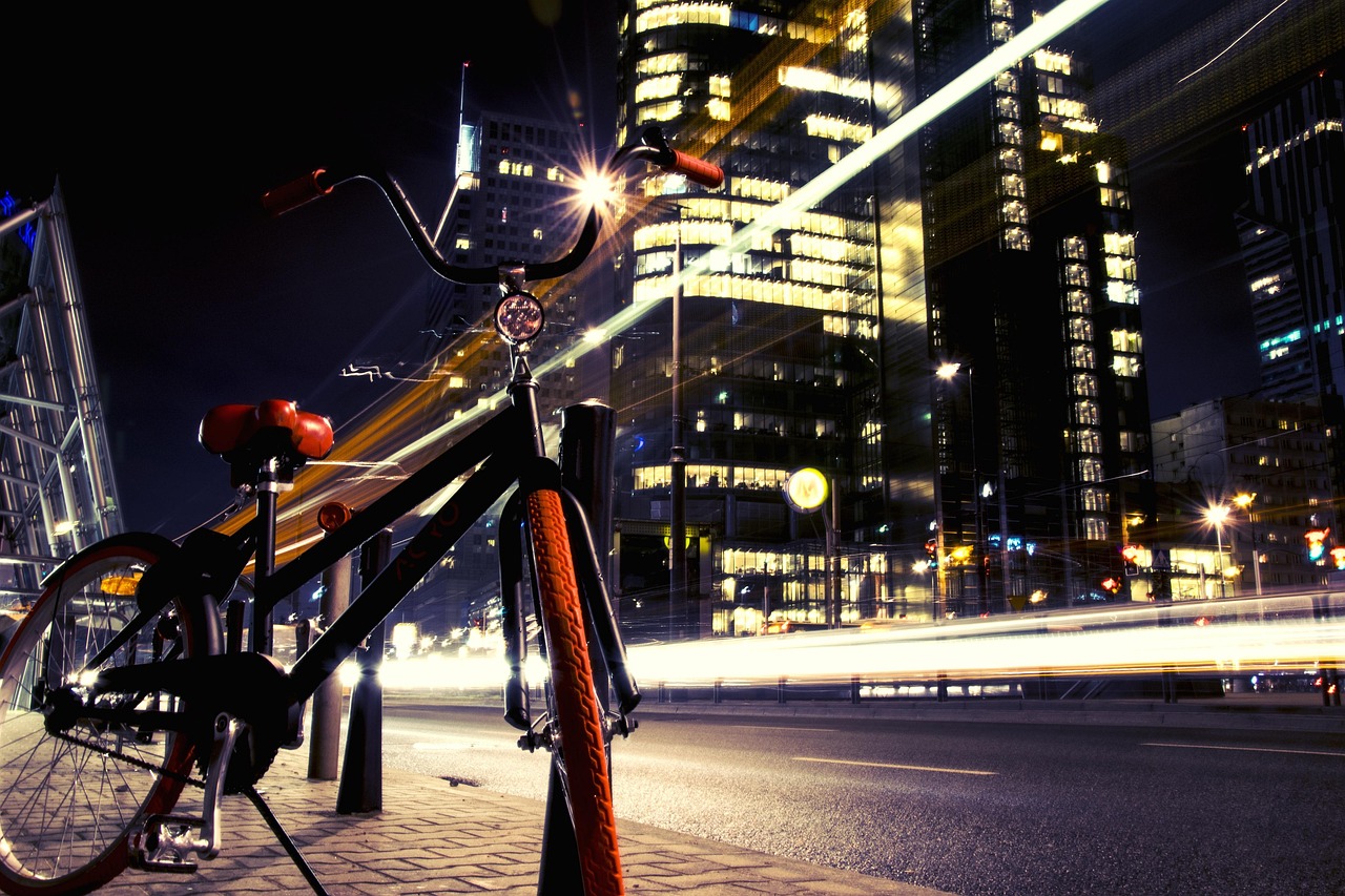 厦门最新交通状况概览,城市交通发展动态及现状解析