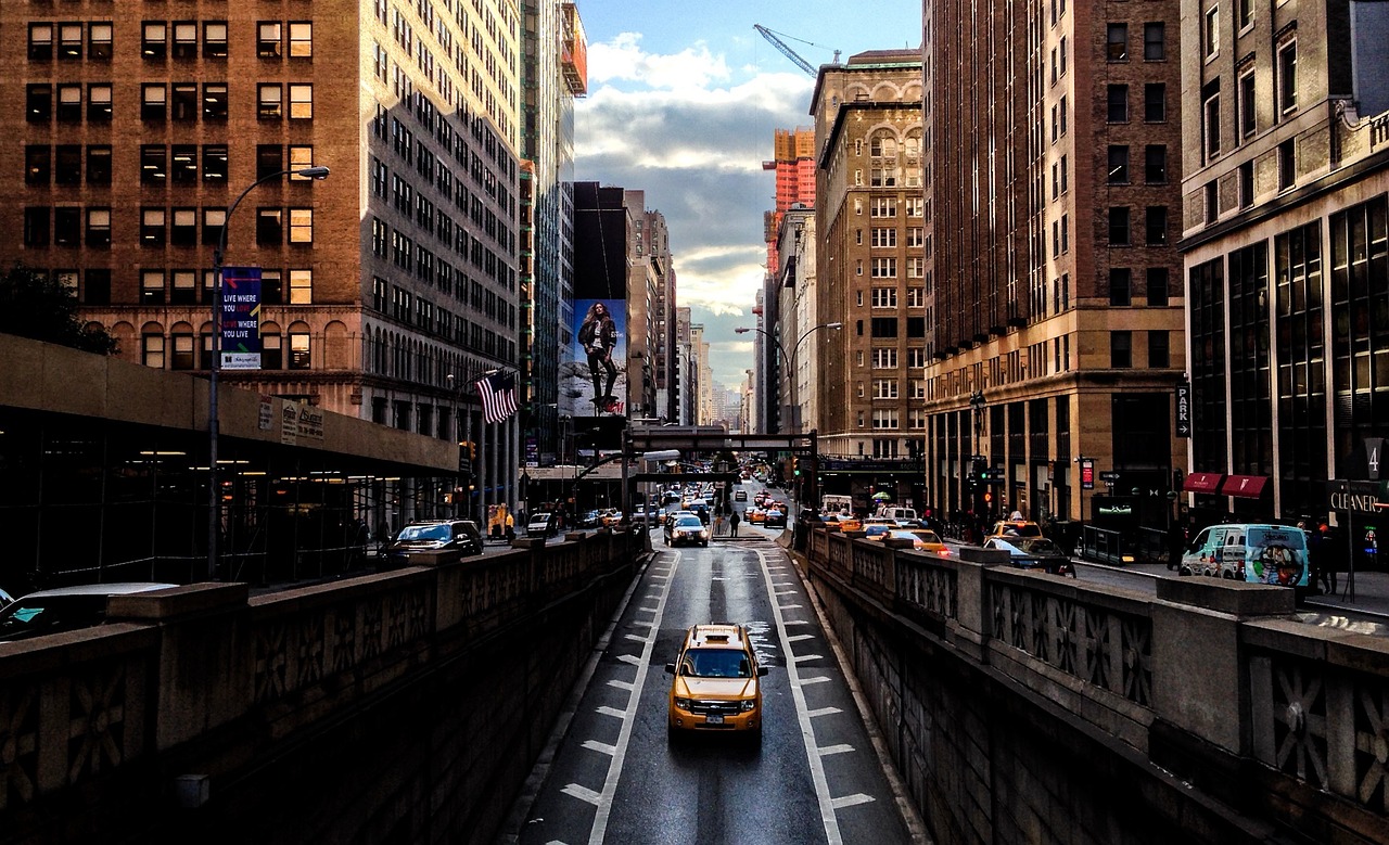 青岛最新预警信号,城市安全守护与民众生活的双重关注