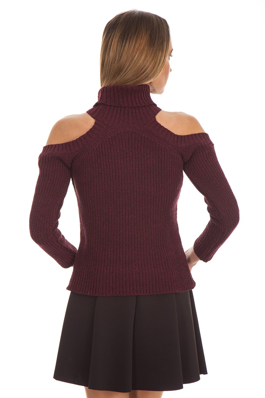 最新女装冬时尚与保暖并存的风采展示