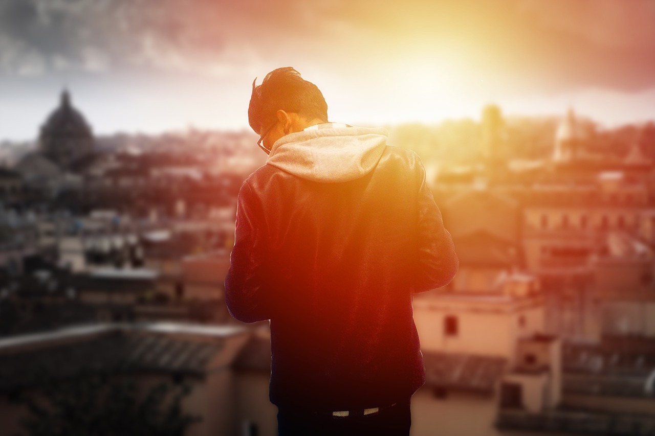 下女初希,探索未知,青春之光闪耀启航