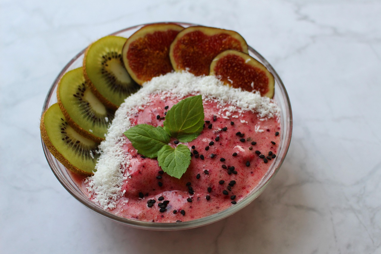 最新流行小甜品,美味与健康并重的新风尚,甜品的时尚变革