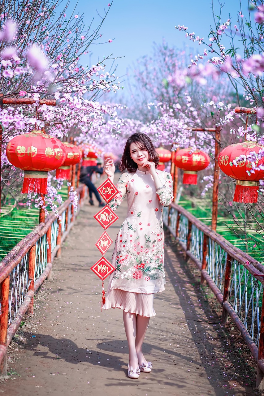 雨中的舞动之美,最新广场伞舞展现美丽与活力