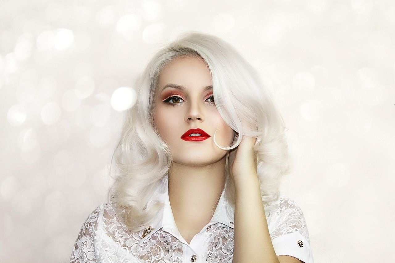 最新长碎发时尚,展现个性魅力的独特风采