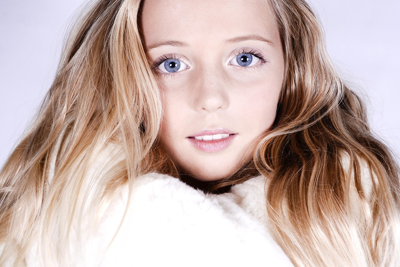 最新款娃娃,时尚与科技的完美融合