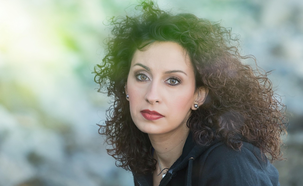 维妮最新照片，时尚与美丽的完美交融