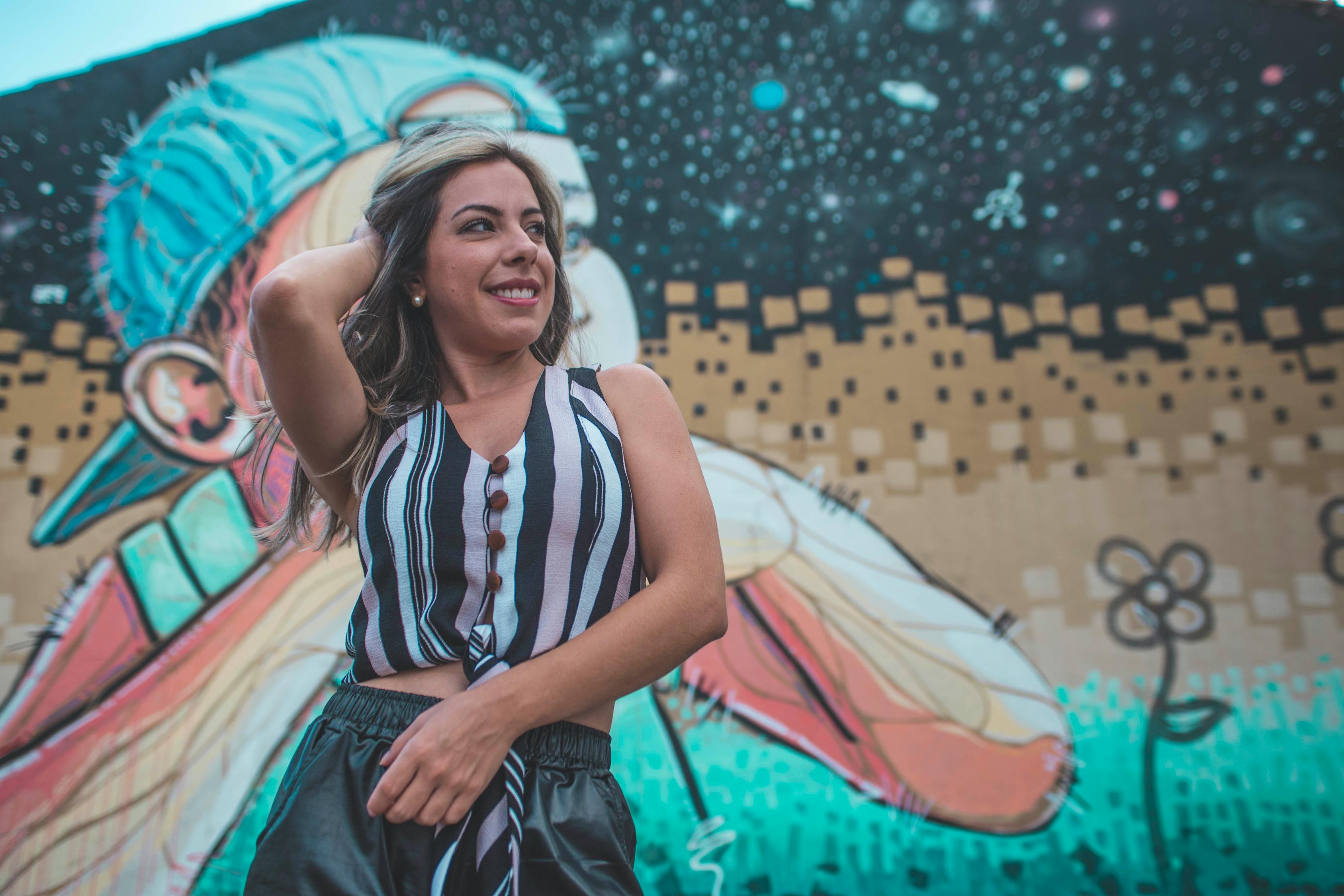 唐艺昕最新大片,璀璨星光下的时尚魅力之王