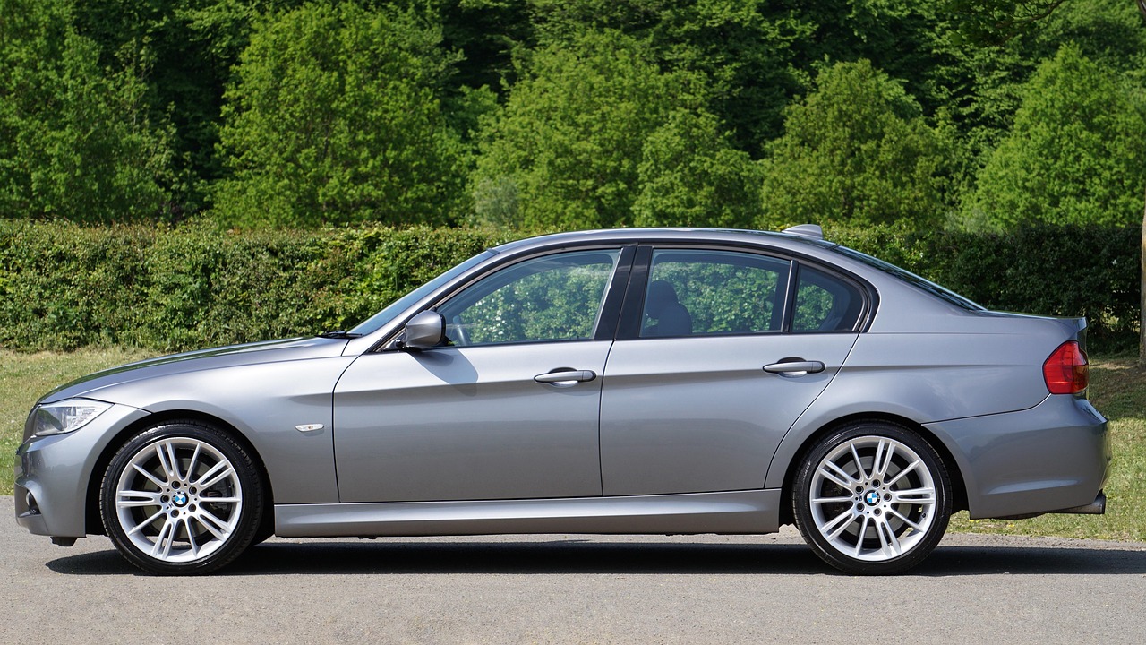 宝马4系全新登场,豪华轿车的演绎与落地实况