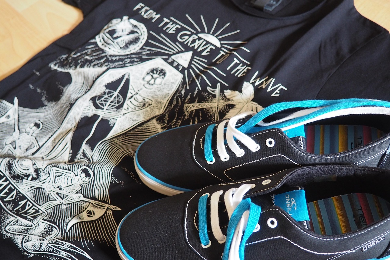 安踏最新款短袖,时尚与运动的完美融合