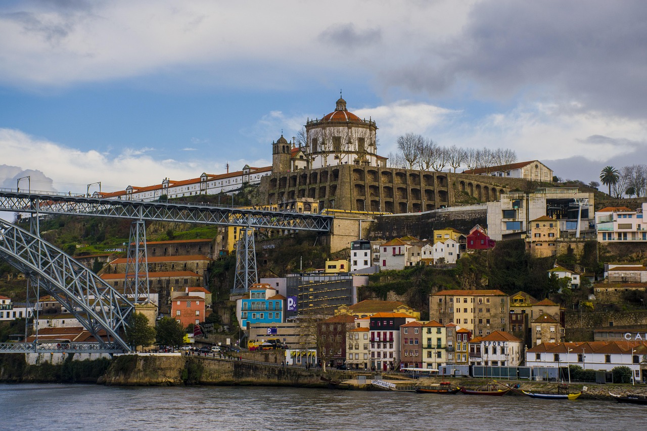 中日最新航班动态,空中桥梁的新发展连接日本与中国
