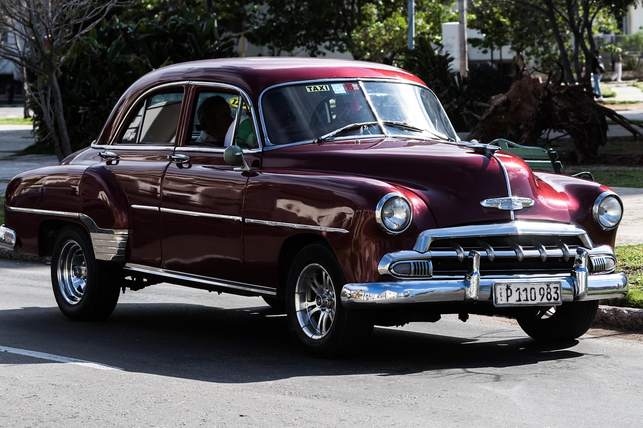 最新改款五系,豪华与科技的完美融合