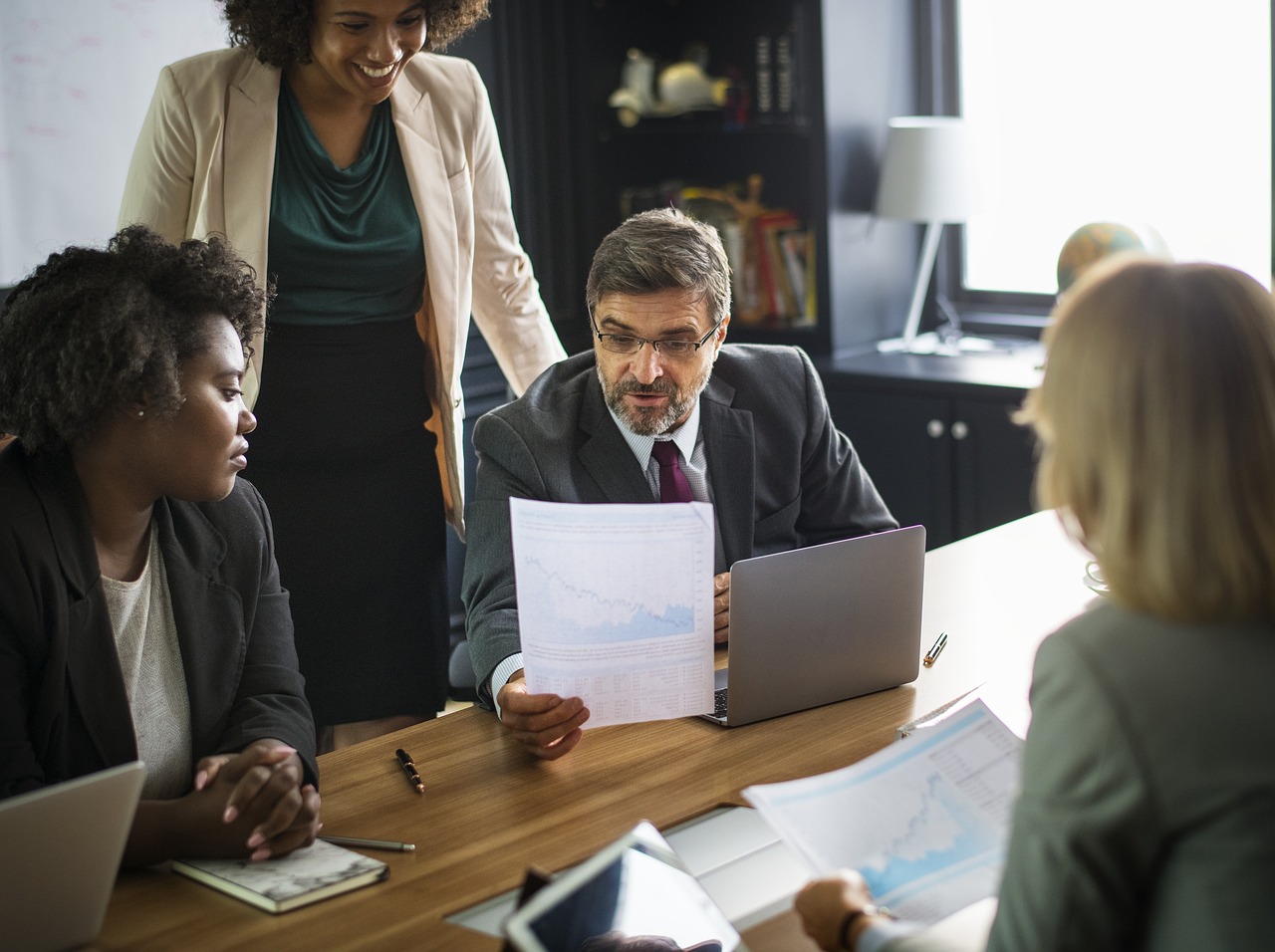 最新谍战剧瞄准,深度剖析与探讨