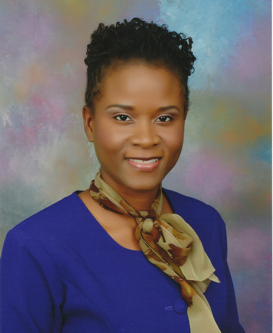 时光见证下的优雅与坚韧，黄秋燕最新照片公开