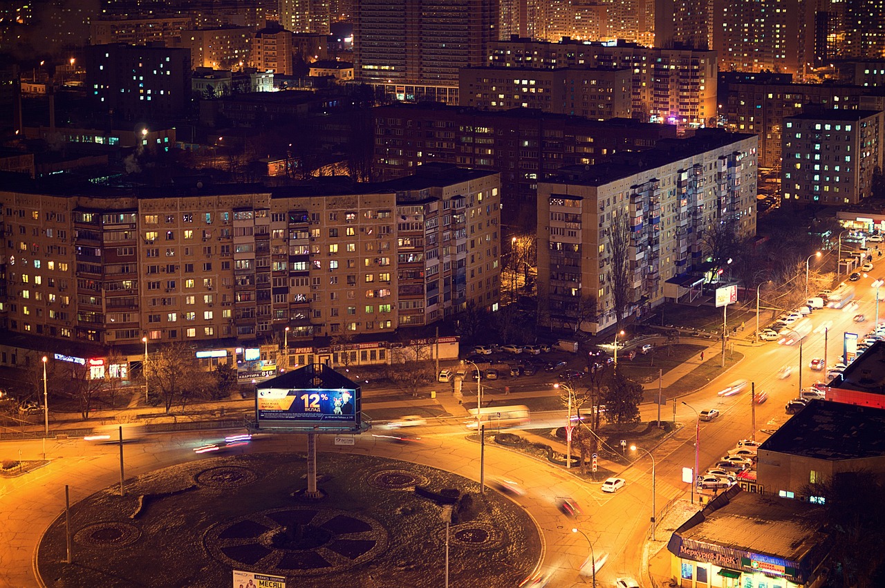 尼泊尔新兴城市,蓬勃发展的都市景象