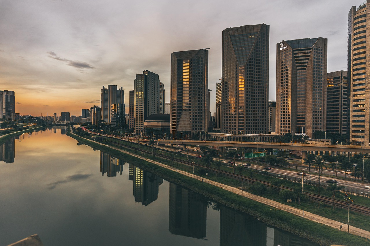 长白最新楼盘价格,市场分析、趋势预测与楼盘价格概览