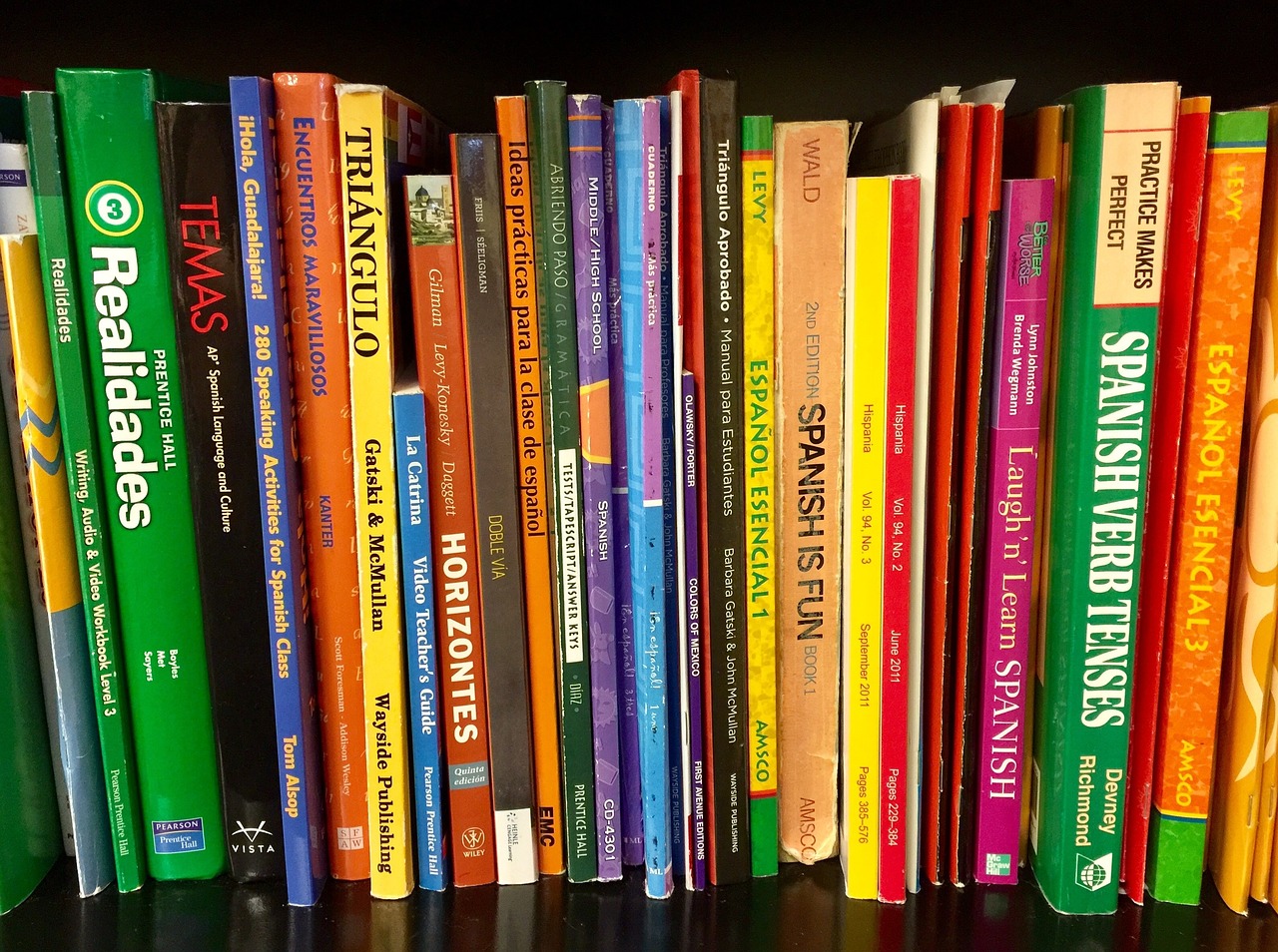 最新教材理念下的教育改革与创新探索