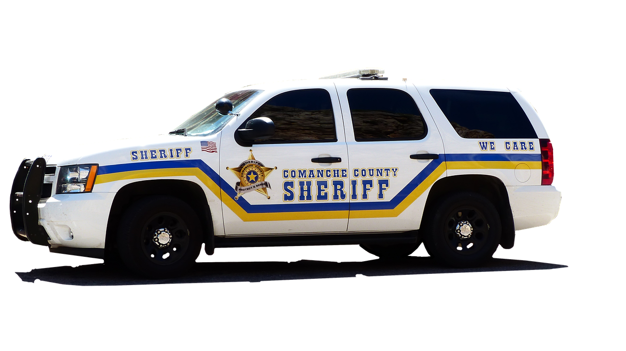 最新交警执勤视频展现交警风采与交通安全的紧密联系